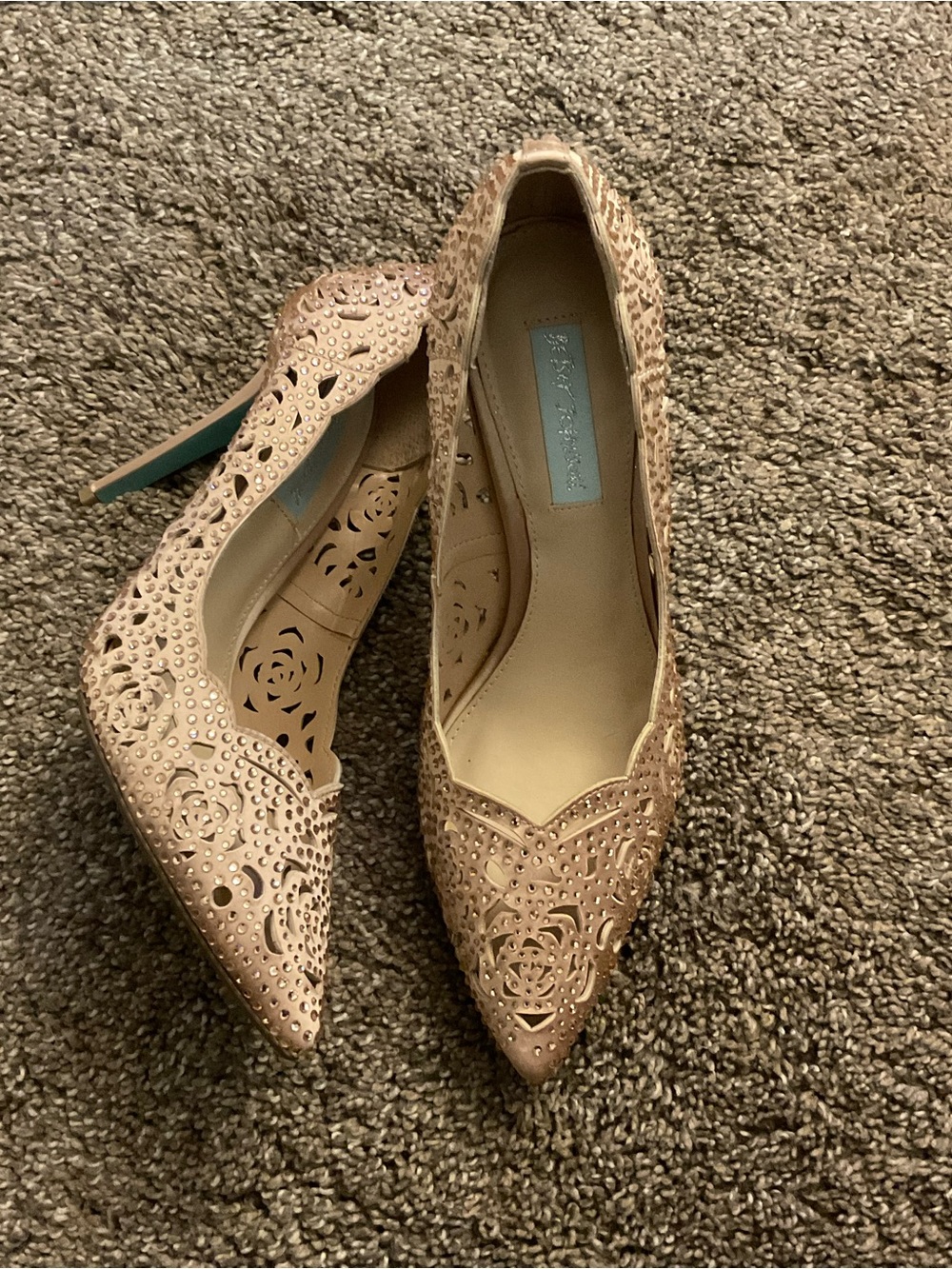 Betsey Johnson Elsa Heels 8.5